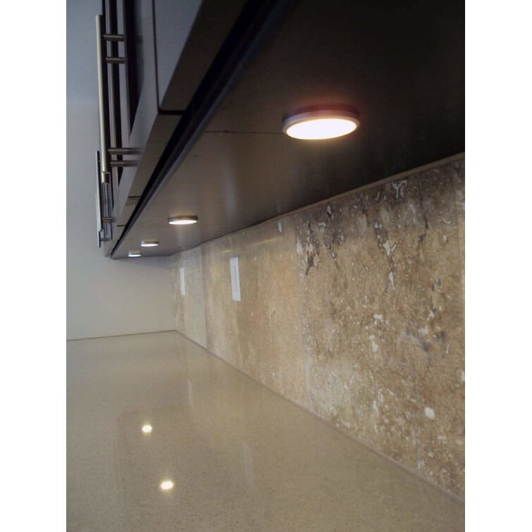 Recessed puck deals lights under cabinet